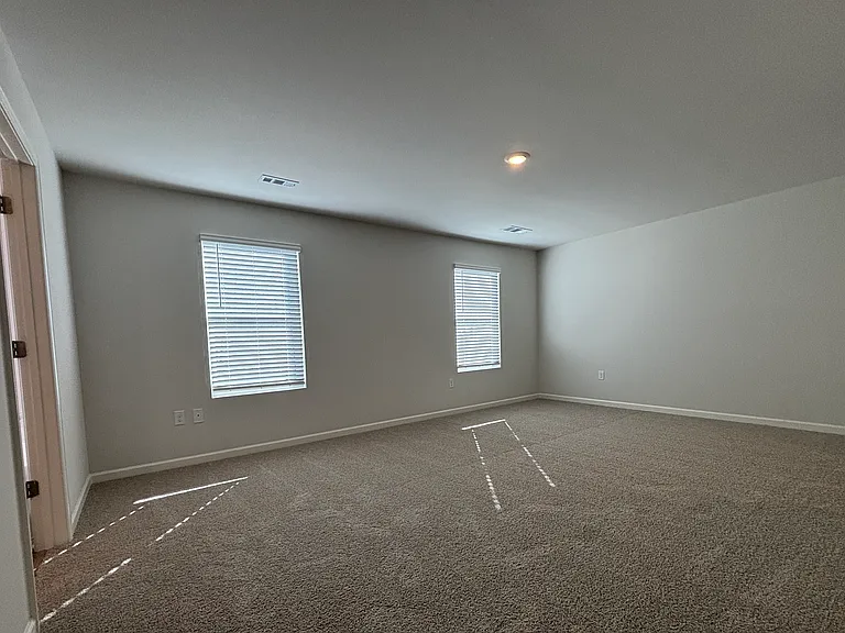 115 Biltmore Pl — Photo 10