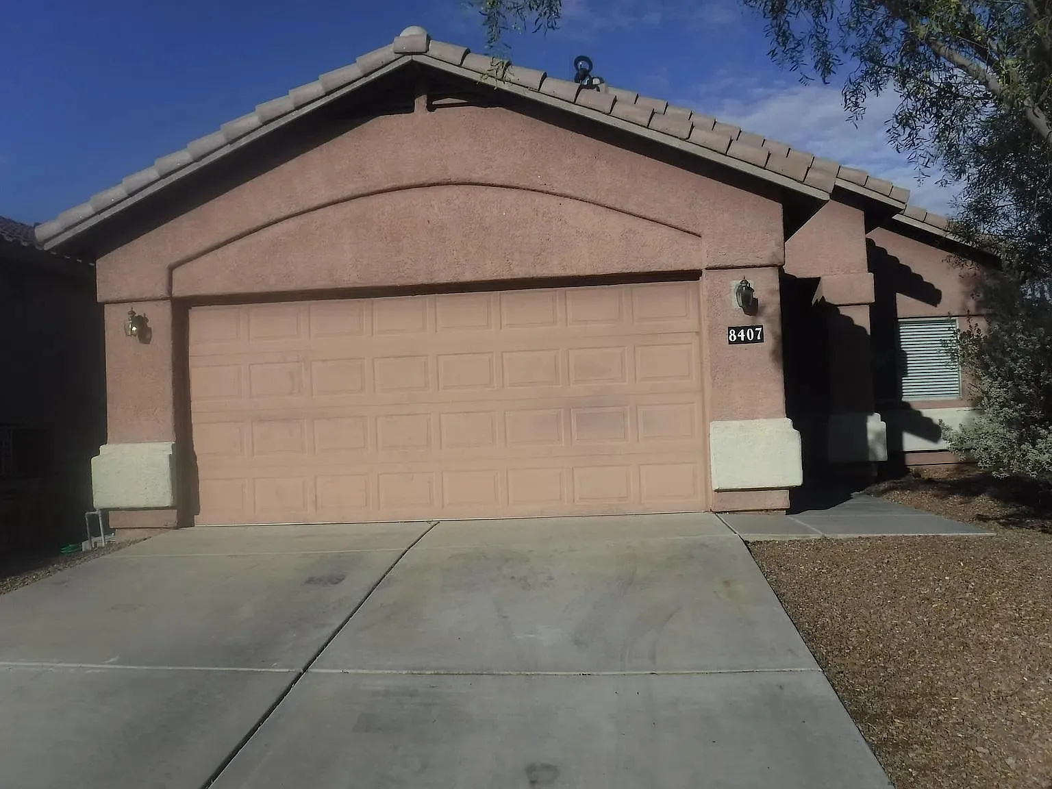 8407 N Coyote View Ct — Photo 2