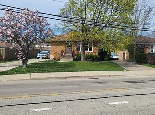 9236 Lehigh Ave, Morton Grove, IL 60053