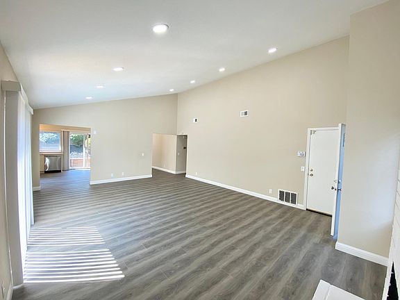 5th image of 434 Curie Dr