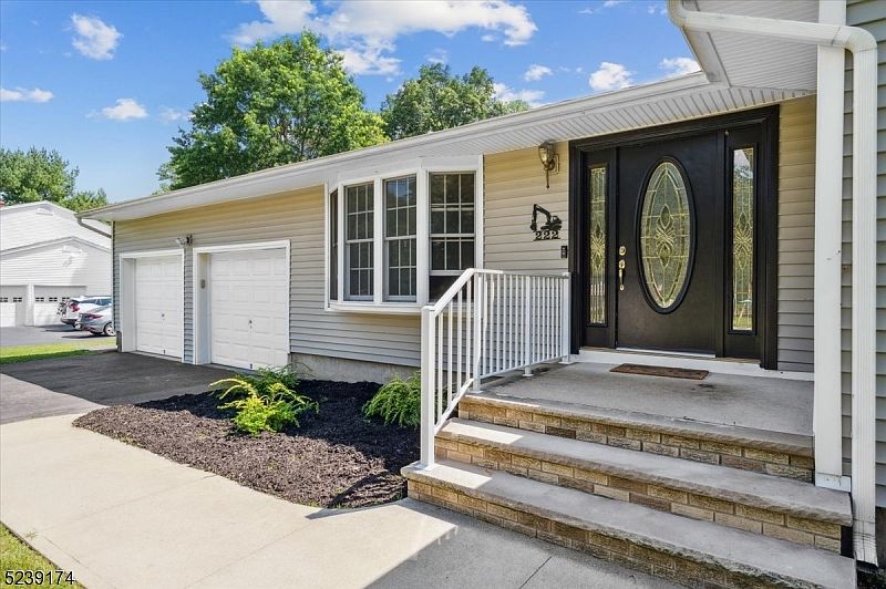 222 Eyland Ave, Succasunna, NJ 07876 Zillow