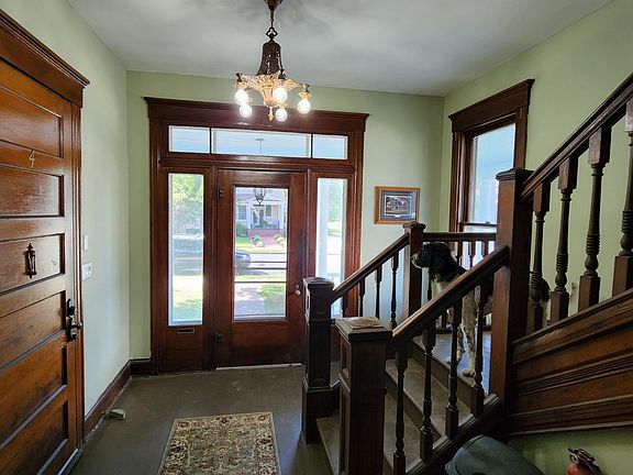 1st floor entrance. Apartment is up the stairs. This is common space accessible by all tenants.