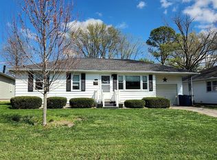 2011 Cypress St, Highland, IL 62249