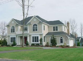 125 Ivy Ln, Winchester Center, CT 06094