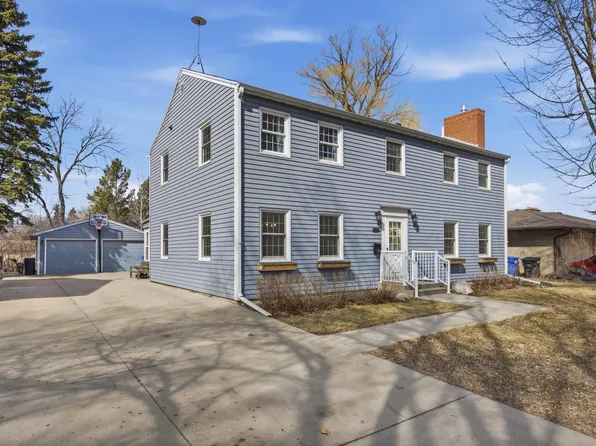1306 Elm St N, Fargo, ND 58102