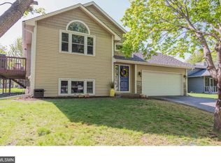 10915 Idaho Ave N, Champlin, MN 55316