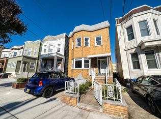 218 Shippen St, Weehawken, NJ 07086