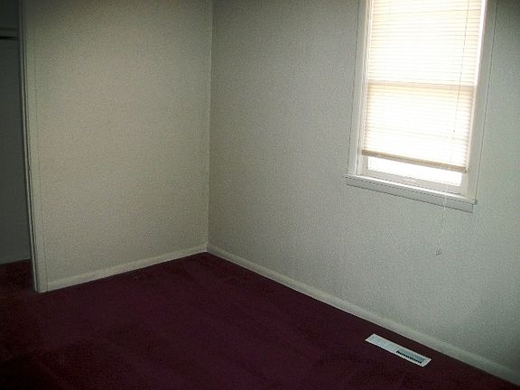 Rental 914 W 18th St Unit B_20591_4_12082014