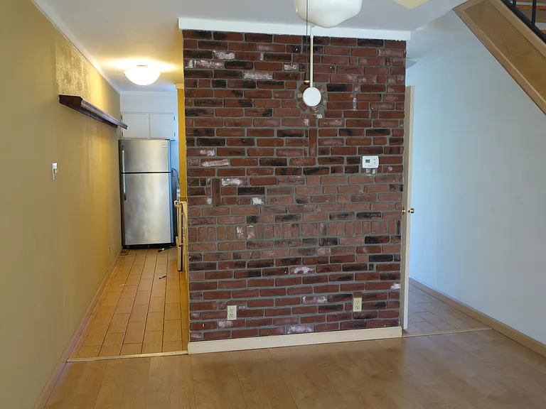 624 Summit House — Photo 8