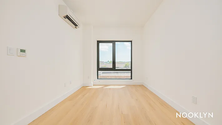 Rented by Nooklyn NYC LLC | media 99