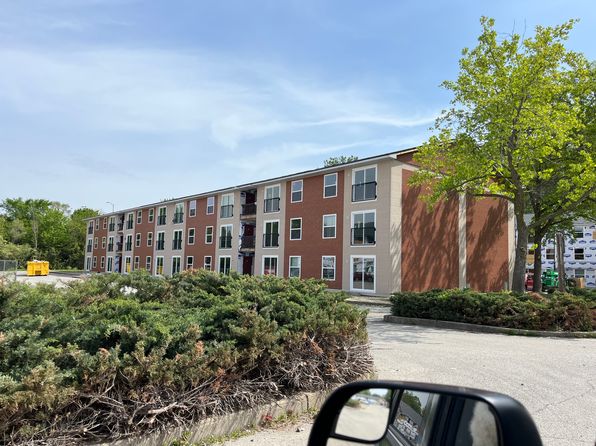 320 Brown St APT 809