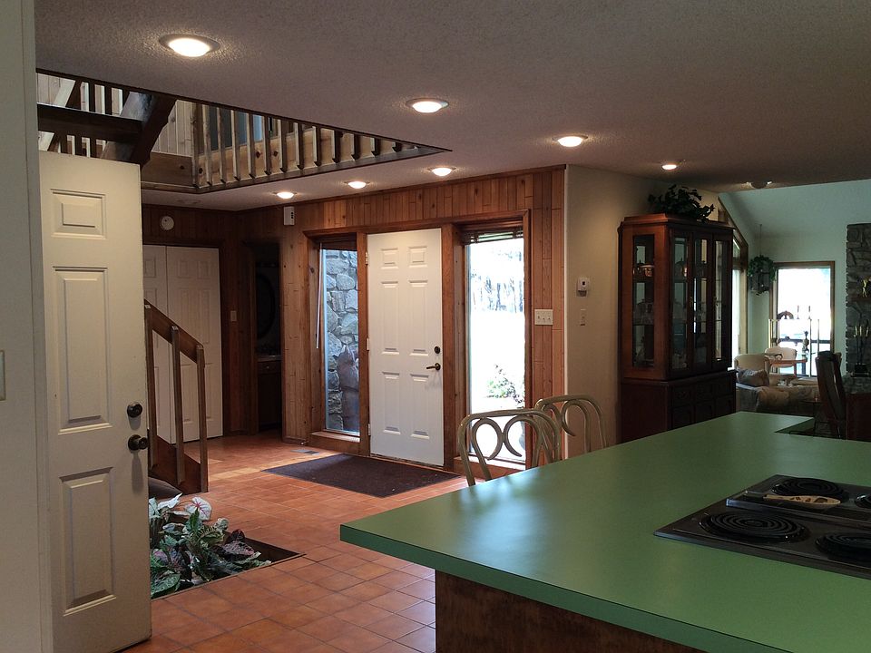 1st image of 174 Deer Park Dr