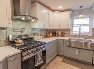 43 George St, North Providence, RI 02911