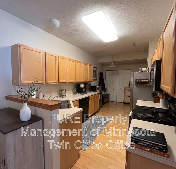 1745 Countryside Dr — Photo 4