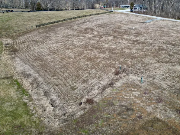 450 N West St, Bargersville, IN 46106