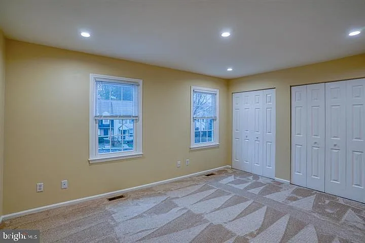 807 Stockbridge Dr — Photo 7