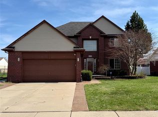 35472 Grant St, New Baltimore, MI 48047
