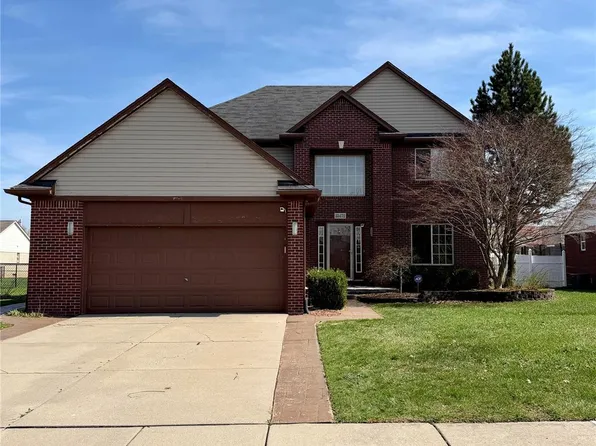 35472 Grant St, New Baltimore, MI 48047