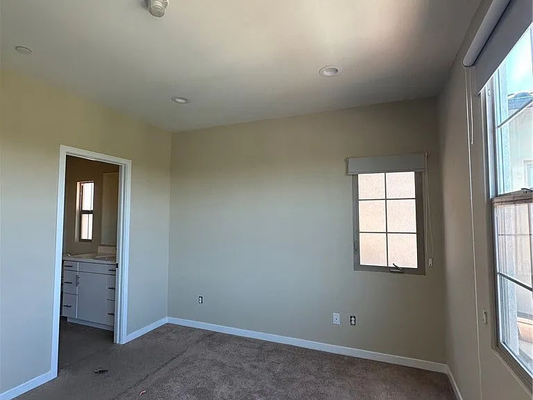 121 Tallowood — Photo 28