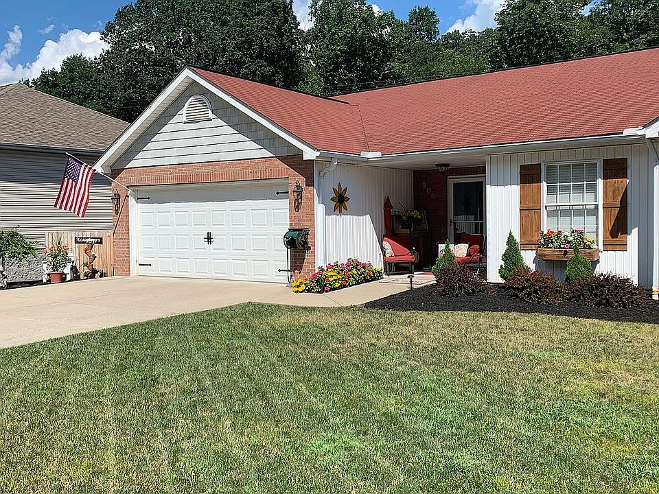 2nd image of 208 Shasta Dr