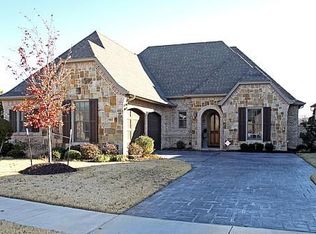 905 Nottingham Rd, Keller, TX 76248