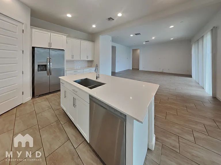 9917 E Thistle Ave — Photo 6