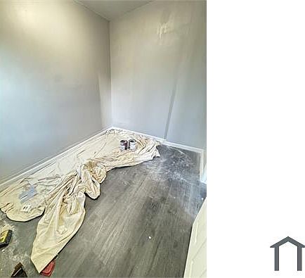 3rd image of 254 Corson Ave