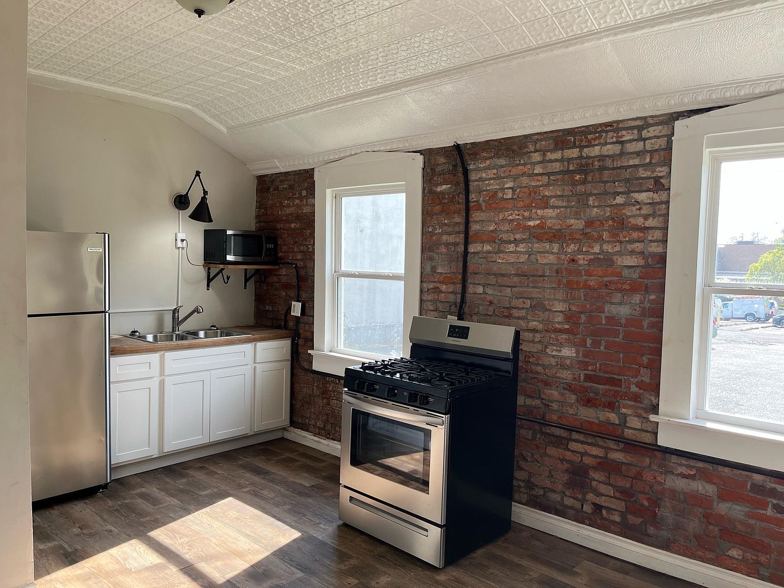 225 N Illinois St, Belleville, IL 62220 Zillow