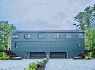 76 Center St #B, Plympton, MA 02367