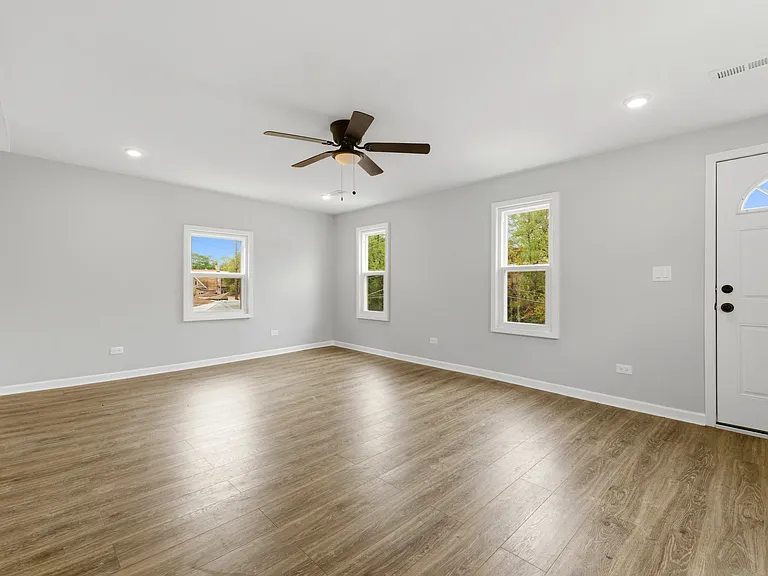 736 N Sawyer Ave #2 — Photo 7