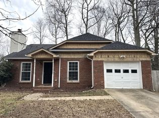 5919 Hunters Crossing Ln, Charlotte, NC 28215