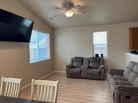 5th image of 22 Birch Hill Way