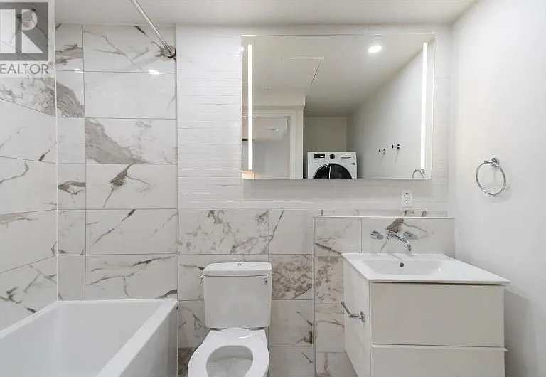 239 Keefer St #502 — Photo 14