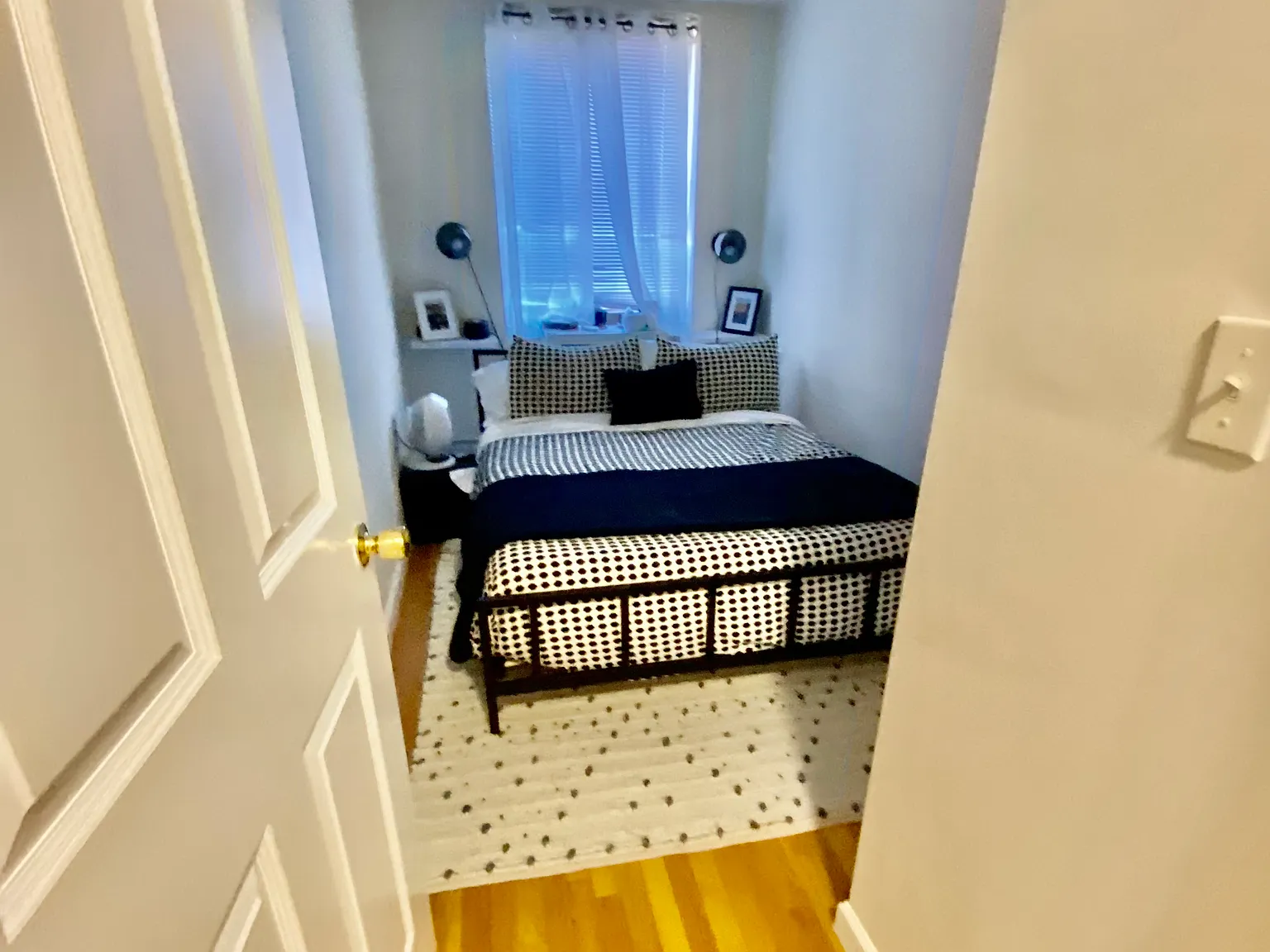90 Clinton Street — Photo 3