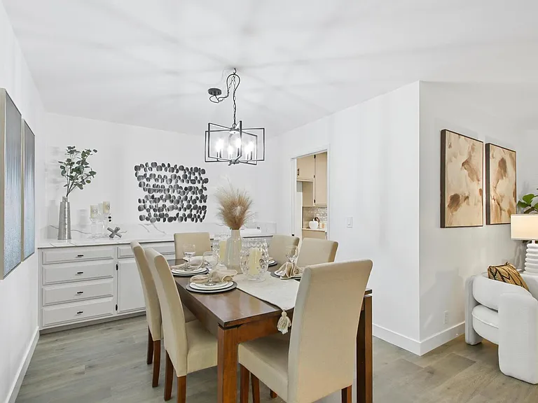 1013 Plum Ln — Photo 4