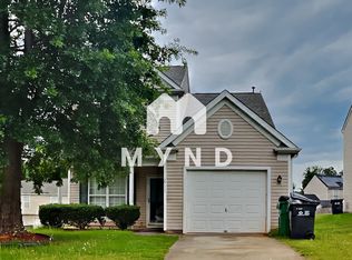 2713 Blackberry Ridge Ln, Charlotte, NC 28208