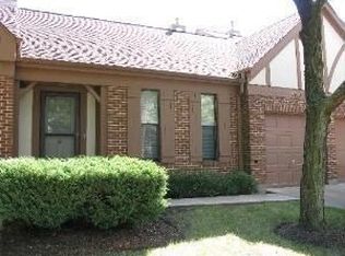 11140 Eaton Ct, Westchester, IL 60154