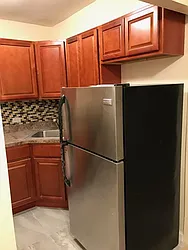 Rented by City Prime Commercial Realty 