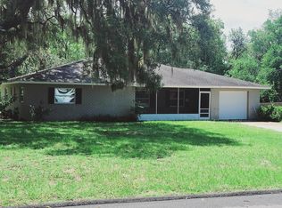8814 E Devonshire Rd, Inverness, FL 34450