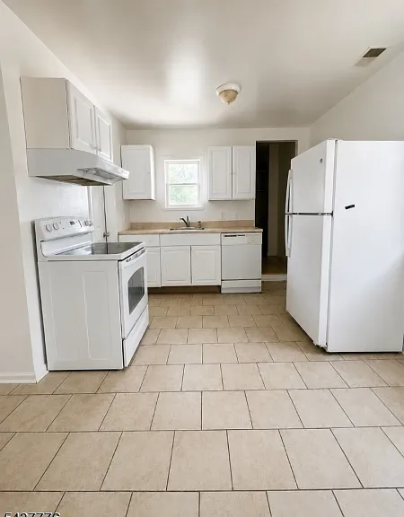 20 Orchard St #6 — Photo 2