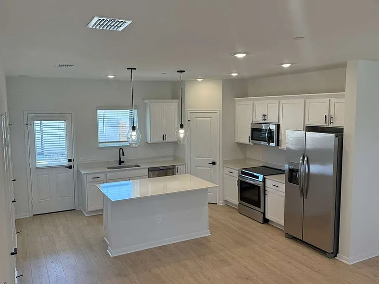 2530 Violet Theo Ln — Photo 7