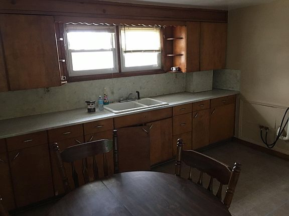 2nd image of 401 E Marietta St APT B