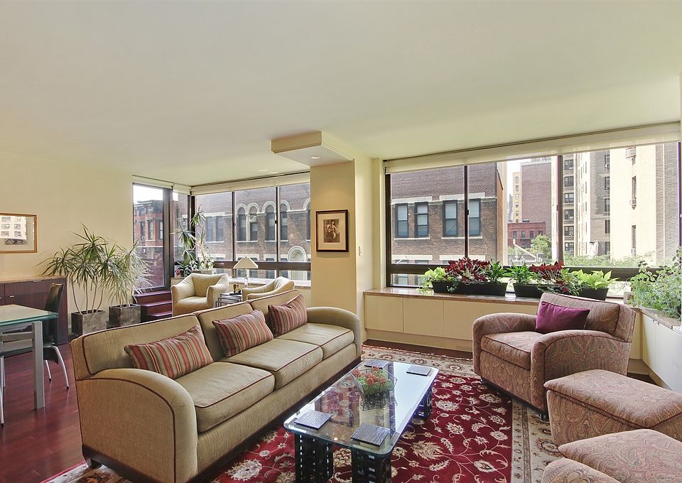 1st image of 225 W 83rd St APT 4R
