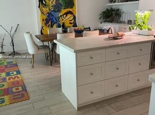550 Ocean Dr APT 7H, Key Biscayne, FL 33149