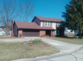 708 Brentwood Cir, Auburn, IN 46706
