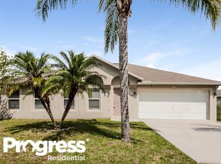323 Colonade Ct, Kissimmee, FL 34758