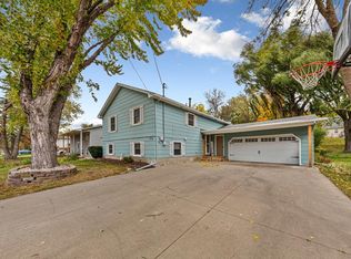 316 Stoltzman Rd, Mankato, MN 56001