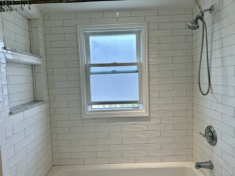 33 Emerson St — Photo 31