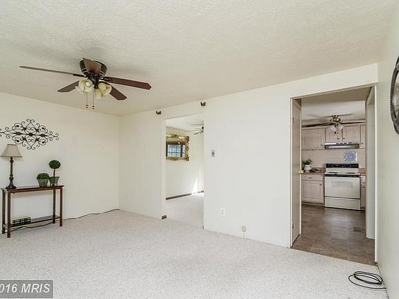 3rd image of 4325 Hallfield Manor Dr
