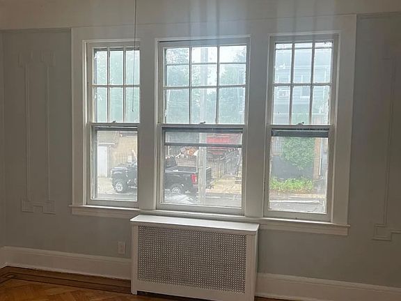 4th image of 10 McKay Ave #1L